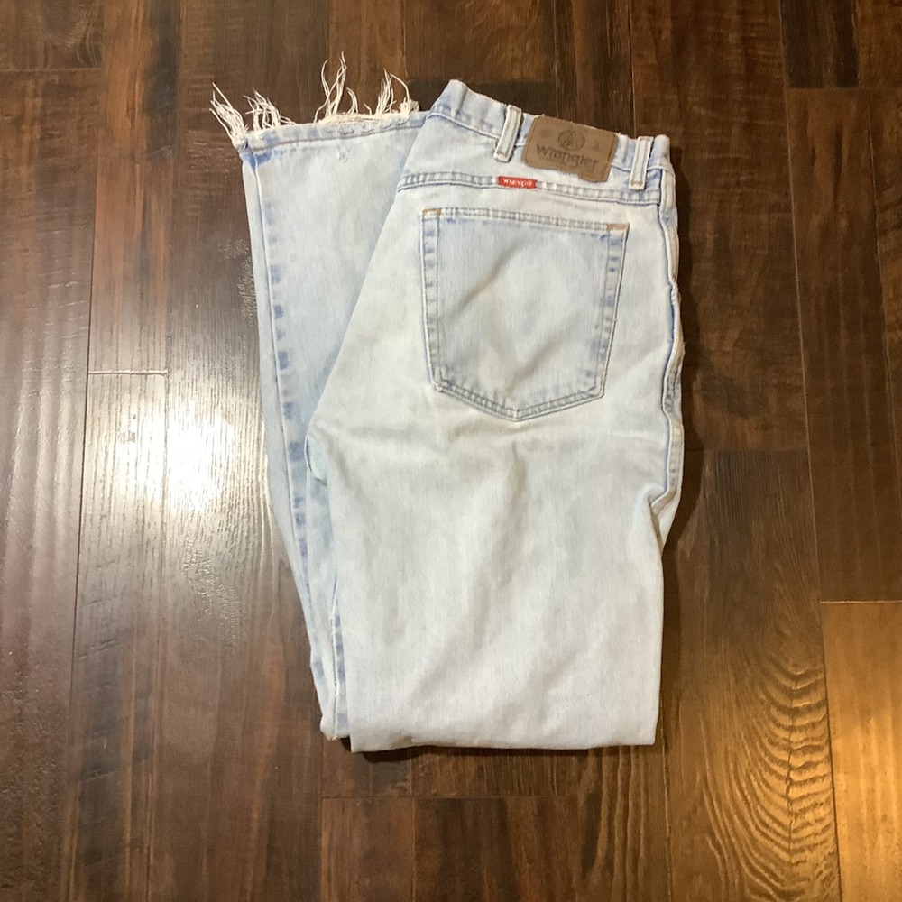 Wrangler Light Wash Straight Men’s Jeans